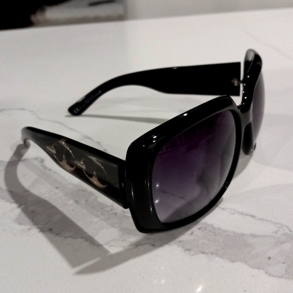 Gucci Accessories - Gucci Y2k Sunglasses